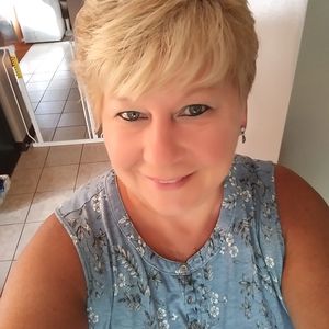 Meet your Posher, Sandy